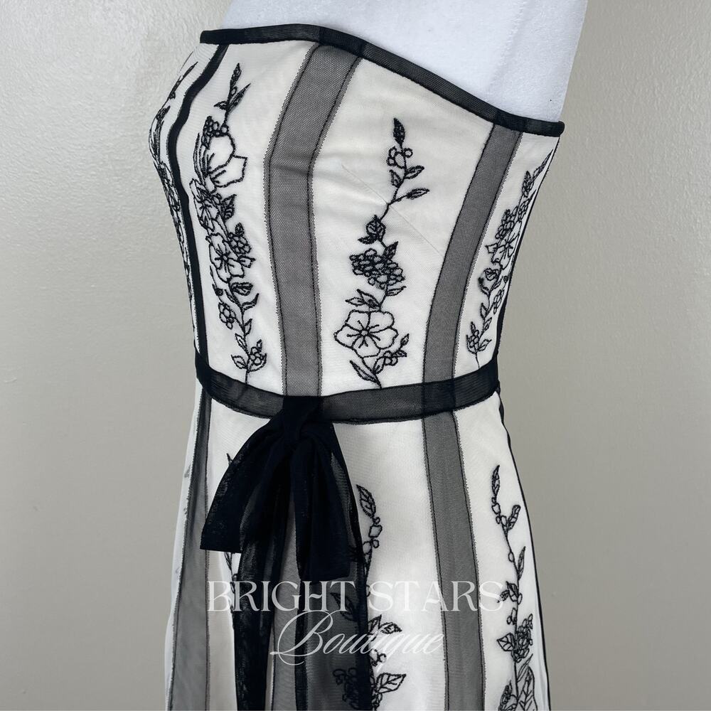 Rare Black and White Lace Strapless Dress ASO Charmed Piper Phoebe Halliwell - Picture 9 of 11